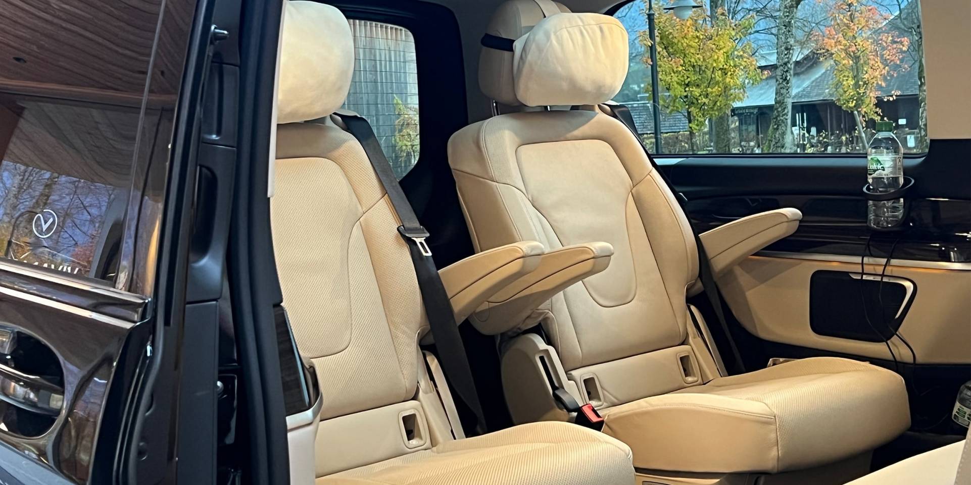 Chauffeurdienst mit Exklusiven Minibussen